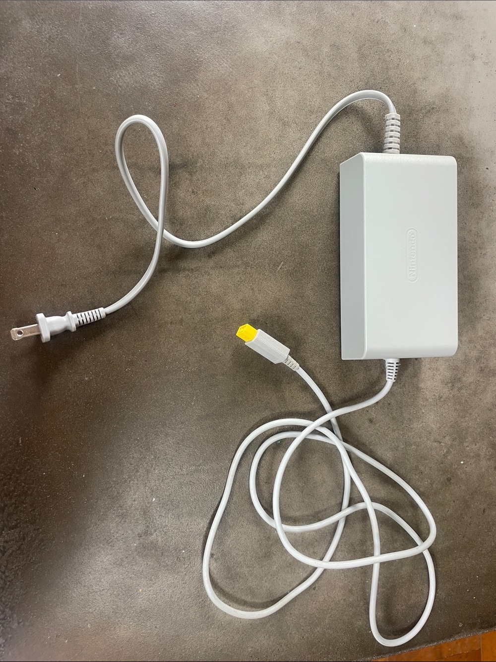 Nintendo  Power Adapter with Yellow Connector